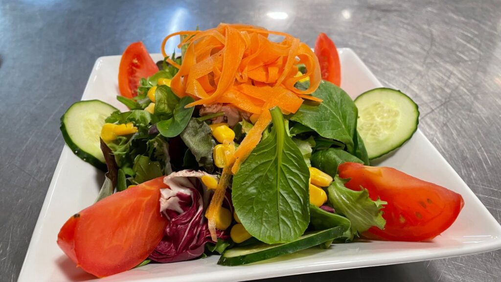 ensalada mixta Restaurante Blau Mari