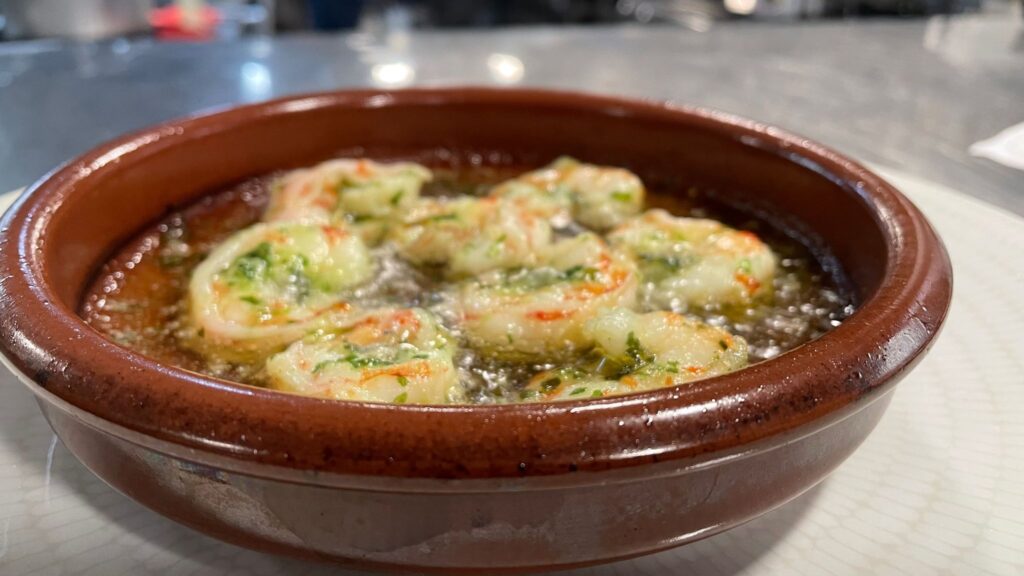 gambas al ajillo Restaurante en Comarruga Blau Marí