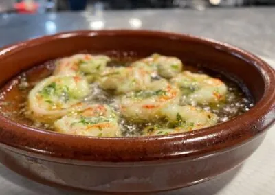 gambas al ajillo Restaurante en Comarruga Blau Marí